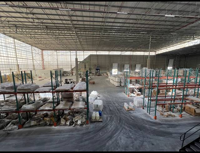 7,599M² WAREHOUSE TO LET IN LOUWLARDIA